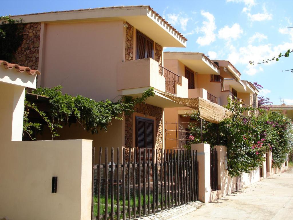 Appartamenti Simius Villasimius Exteriör bild