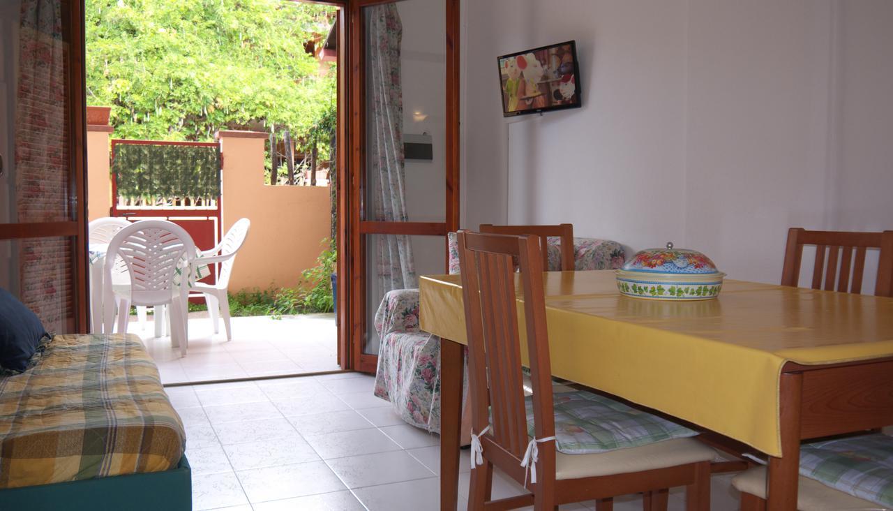 Appartamenti Simius Villasimius Exteriör bild